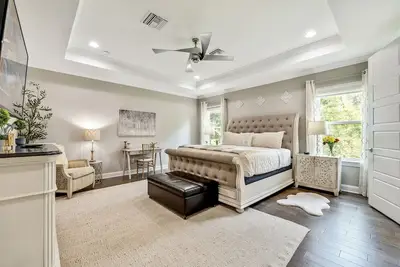 Image de Discover A+ Luxury Living: Brand New Home in Prime Tampa Location!