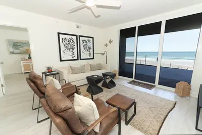 Image de Beautiful Oceanfront Ground Floor Condo on Ponce Inlet “Non Driving” Beach