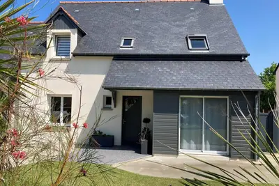 Image de Superbe maison familiale proche plages avec Chat! \nIdéalement placée. . .
