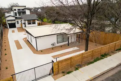 Image de Cozy two bedroom house close to downtown Austin and Austin airport