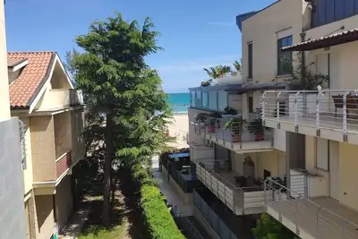 Image de Fronte Mare Moderno e ben Arredato