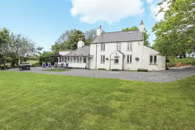 Image de Ty'N Pwll Farm, pet friendly, character holiday cottage in Nefyn