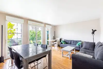 Image de GuestReady - Havre de Paix Ă Courbevoie