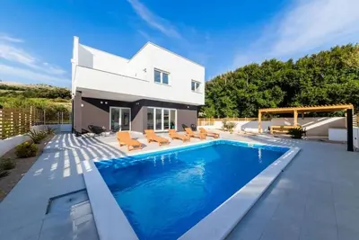 Image de Maison de vacances avec la piscine Pag (K-23343)