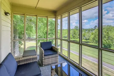 Image de Sunset Beach Golf Condo w/ Pool ~ 2 Mi to Beach!