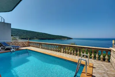 Image de Vacation home for 8 guests with 232m² in Kruče (265330)