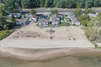 Image de 9 cottages on the beach of Lake Huron!
