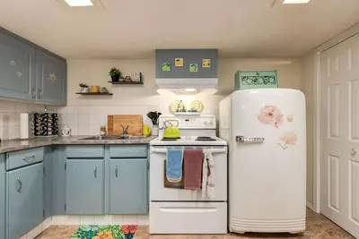 Image de Chic Vintage Suite Close to Airport & Downtown