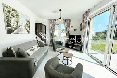 Image de Maison rénovée de standing - 100m des plages