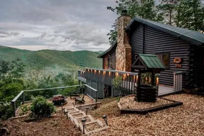 Image de Welcome to Mountain Top Retreat!