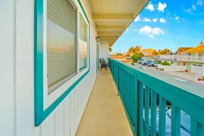 Image de Great Location & Views, Steps To Sand