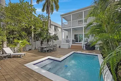Image de A Gulfview Paradise in Key West - Call for more information!