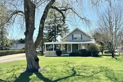 Image de Charming Katama Home in Prime Edgartown Location!