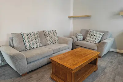 Image de New Refurbished Home in Residential Area.
