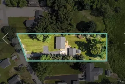 Image de 3 Bedroom, 1 Bathroom close to Wamplers Lake in the Irish Hills Area