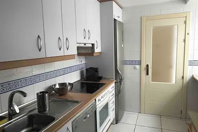 Image de Penthouse next to the sea, direct access to the beach. Urbanization Jardines deNuevo Vera