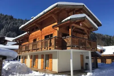 Image de Chalet \"Sorinne\" avec vue sur les montagnes, terrasse privée et Wi-Fi