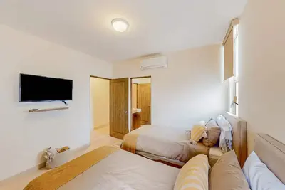 Image de Beautyful and stuning condo 3bd 4 or 6 people