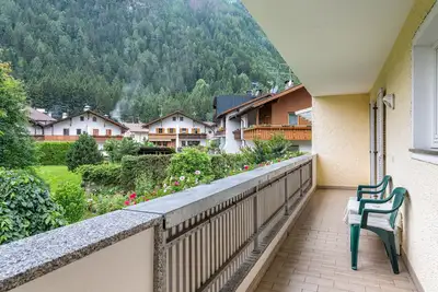 Image de Appartement 'Appartment 3' avec vue sur les montagnes, jardin partagé et Wi-Fi
