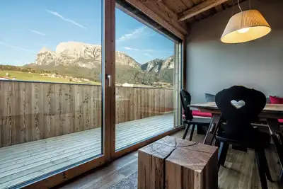 Image de Appartement 'Aparment Deluxe 8' avec vue sur les montagnes, terrasse privée et Wi-Fi