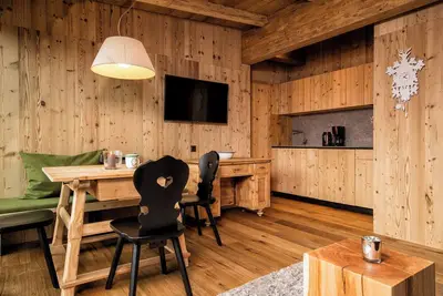 Image de Appartement 'Aparment Deluxe 7' avec vue sur la montagne, terrasse privée et Wi-Fi