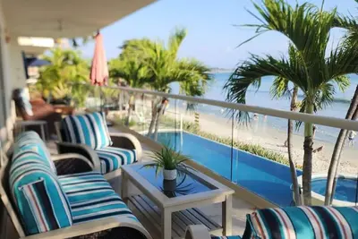 Image de Beachfront 2-Bedroom Condo in Punta De Mita