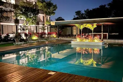 Image de Getaway Rooftop Apartment. Pet Friendly! !