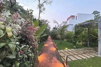 Image de Family friendly Garden Villa with a Pool and dedicated caretaker