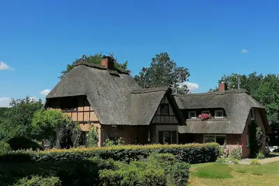 Image de Reetgedecktes Ferienhaus am Strandweg