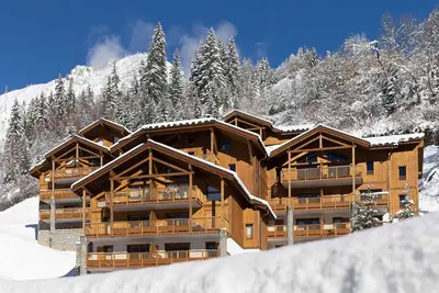 Image de Appartement à la montagne au pied des pistes. Très belle terrasse équipée