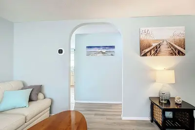 Image de Cozy South Venice Pool Home. Pet-Friendly!