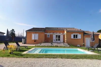 Image de Maison climatisée avec piscine au calme à Vallon-Pont-d'Arc - Proche rivière.