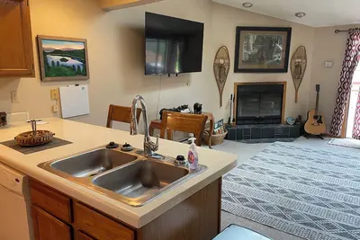 Image de Laurel Brook By the Lake - 3 Br Condo close to all season fun at Deep Creek Lake