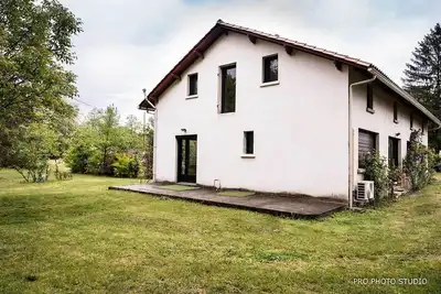 Image de Maison 200m2 - 3 chambres. Terrain au bord de la Dordogne. Jardin 5000 m2