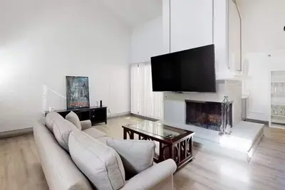 Image de Main House: 3br/2ba Cozy Getaway in the Heart of Dallas