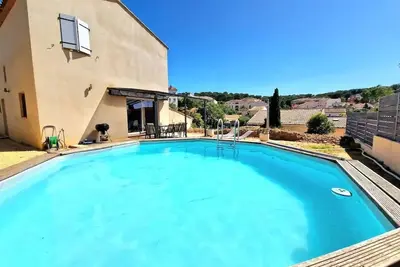 Image de Villa tout confort 3 chambres avec piscine, idéale pour familles & pros