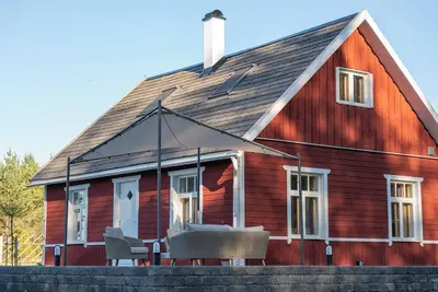 A holiday like at grandma's. Cosy cottage with pool for families and friends.