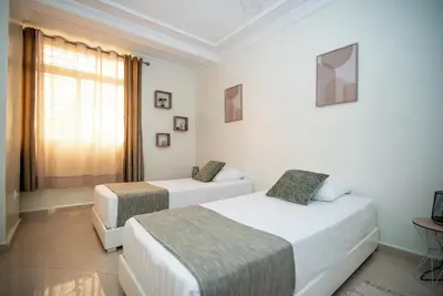 Image de Appartement lumineux et proche de l'aeroport de Crocopark et du souk Inezgane.