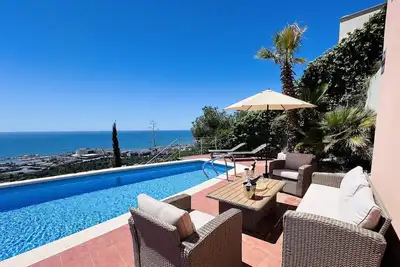 Image de Hilltop Heaven By Blausitges stunning property with amazing views