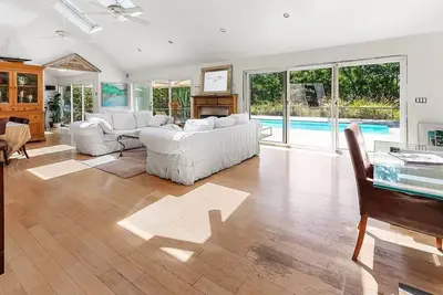 Image de Villa Sofia: Luxurious Retreat in East Hampton North \n\n\n