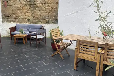 Image de belle maison de capitaine à La Trinité sur Mer centre bourg 8 couchages
