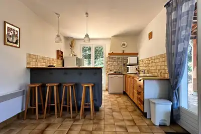 Image de Villa indép. 3 chambres, 7 pers, proche plage, animaux admis, parking