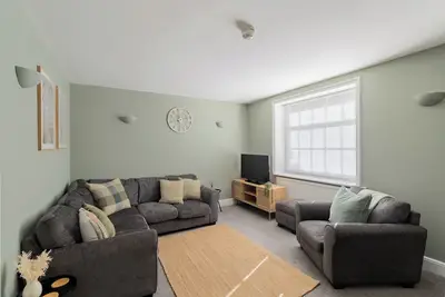 Image de Stylish 2 bed apt in Montpellier with a private courtyard and off road parking