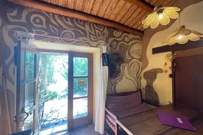 Image de Destination for Couple, Surfers, Hikers, and Nature Lovers!
