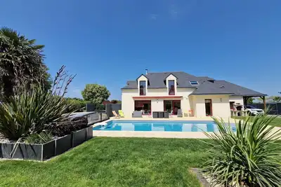 Image de Belle villa avec piscine dans le Golfe du Morbihan