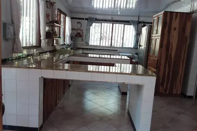 Image de maison du bonheur maison de vacances face au pacifique avec cocotiers