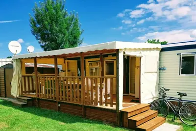 Image de    Mobil Home 3 chambres      \n    Les Charmettes     \n    17  La palmyre \n 
