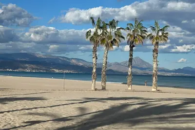 Image de Superbe appartement Ă 5 minutes de la plage!