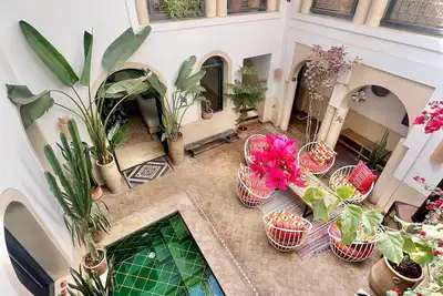 Image de Riad privé médina · Piscine · Pétanque & services