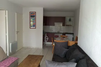 Image de F2 état neuf dans résidence standing situation idéale dispo semaines 31 32 34 35